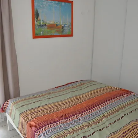 260 Waterfront With Garden Hourtin