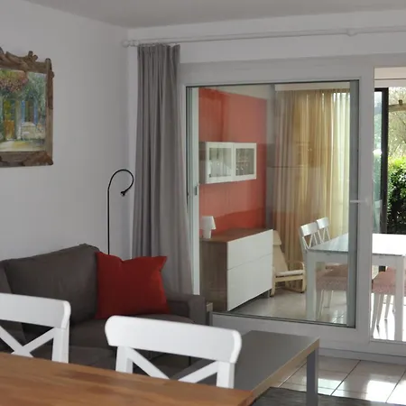 260 Waterfront With Garden Apartment Hourtin