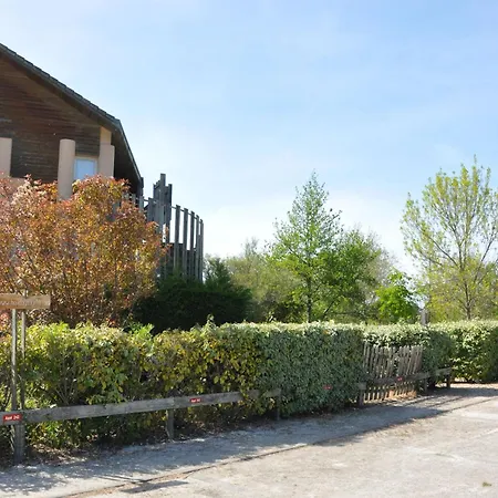 260 Waterfront With Garden Apartment