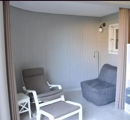 Apartment 260 Waterfront With Garden