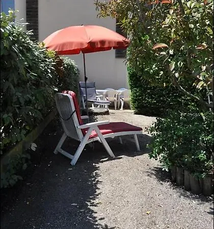 260 Waterfront With Garden Appartement *